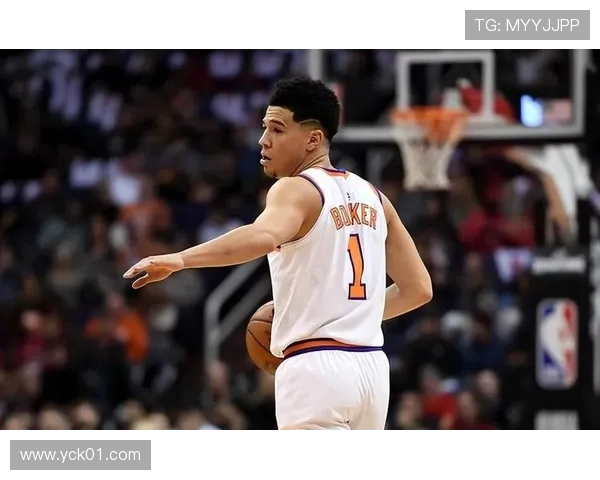 布克手感火热砍下全场最高31分仍难救主稳定输出成唯一亮点